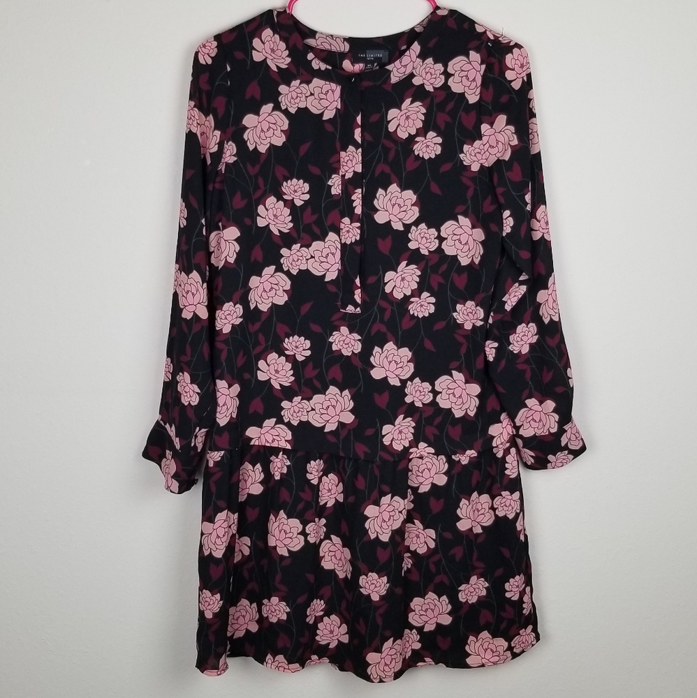 Sold Limited Petite XS floral long sleeve dress